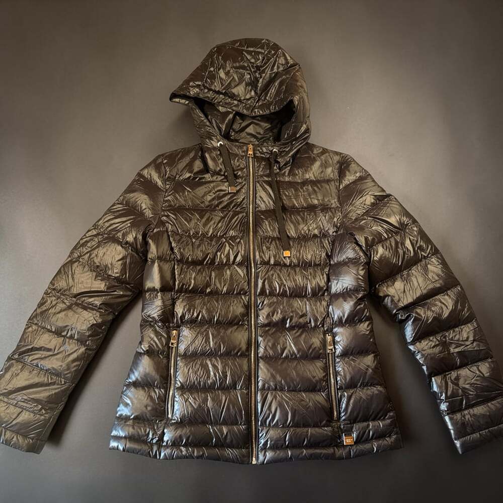 Andrew Marc Packable Lightweight Premium Down Black Puffer Jacket with Hood